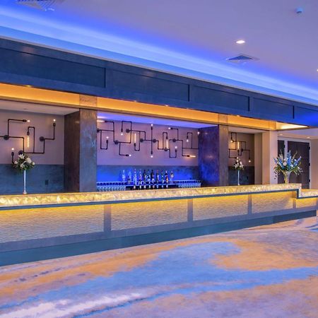 Doubletree By Hilton Manchester Downtown Exteriör bild